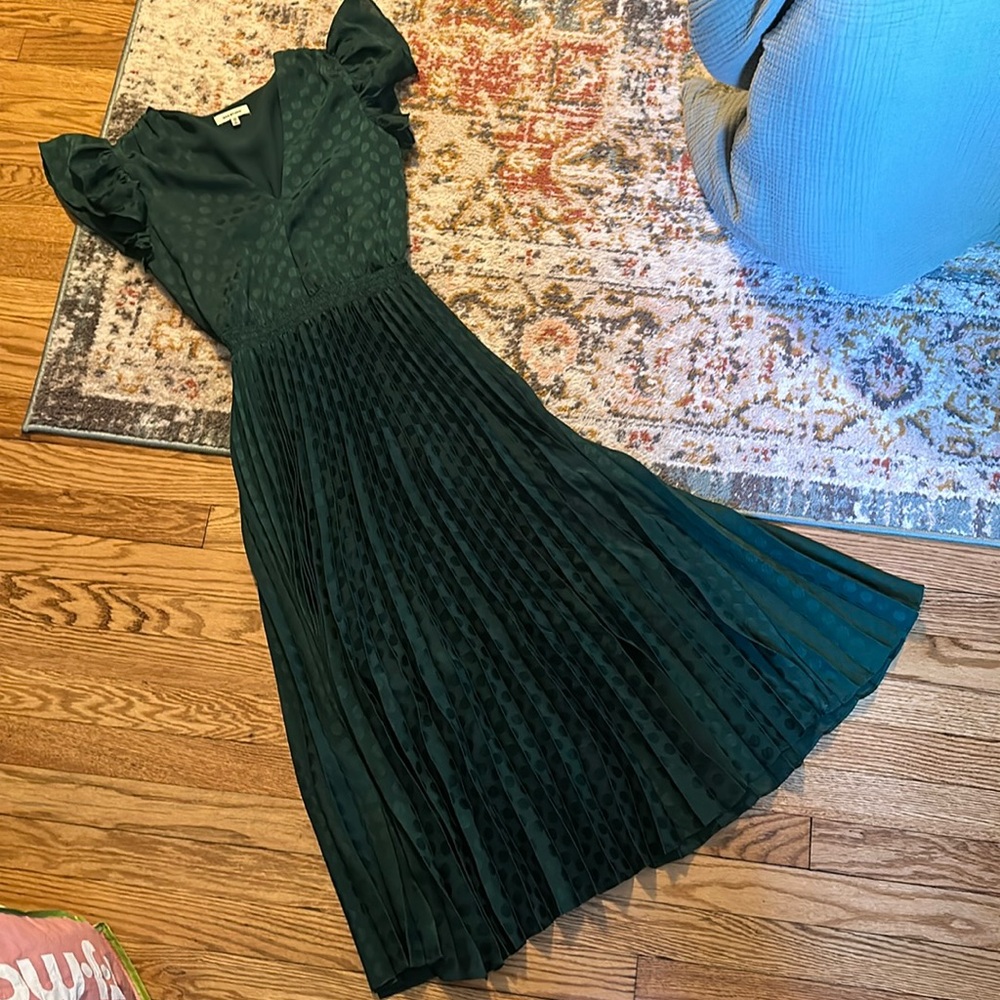 Max Studio Green Polka Dot Pleated Dress